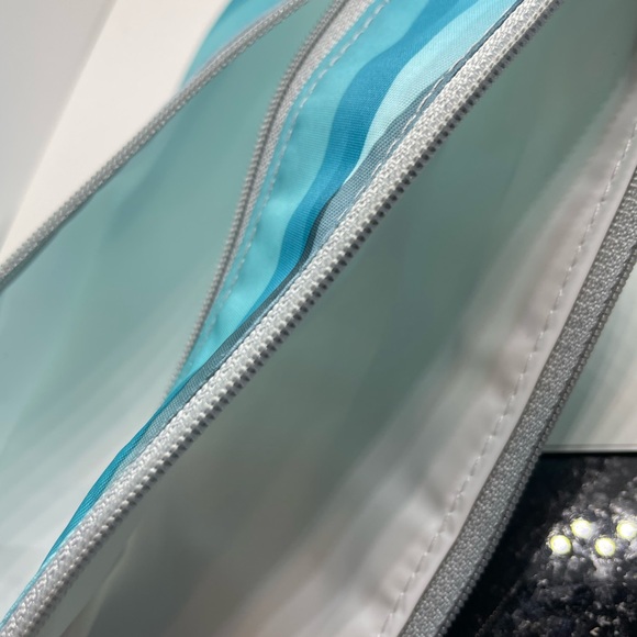 NORWEX REUSABLE WET WIPES TRAVEL BAG Waves for Wipes or Travel Enviroclo… - Picture 4 of 9